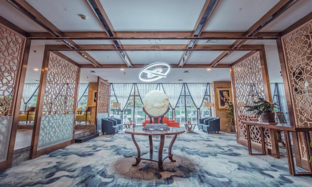 Linyi Blue Horizon Intenational Hotel Экстерьер фото