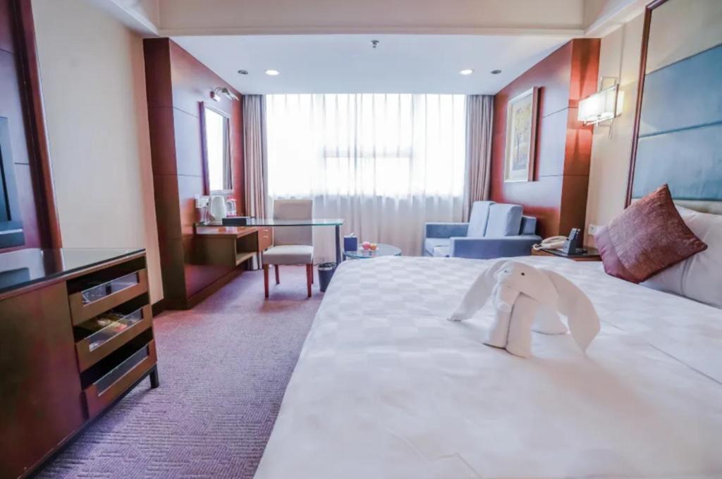 Linyi Blue Horizon Intenational Hotel Экстерьер фото