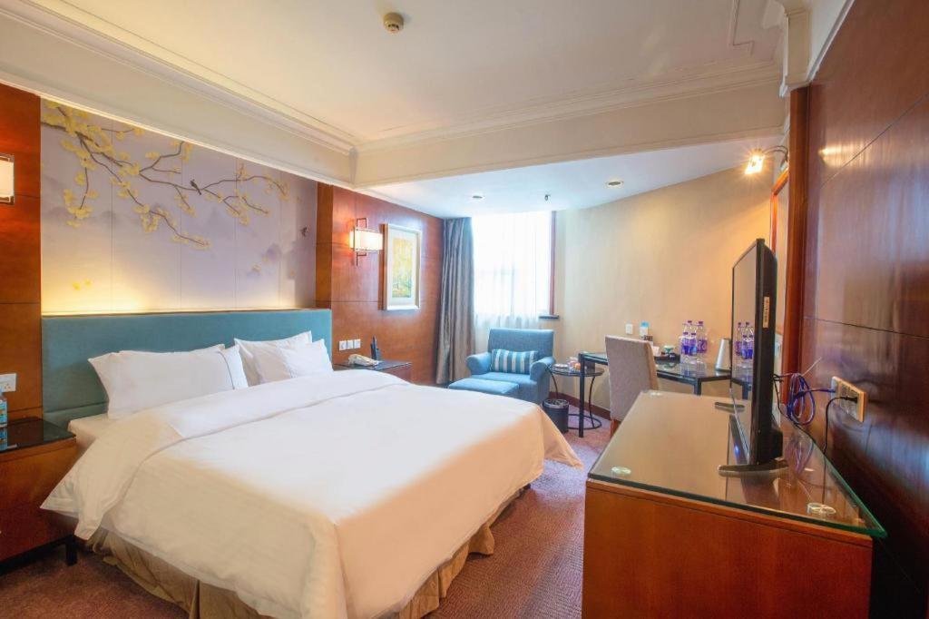 Linyi Blue Horizon Intenational Hotel Экстерьер фото