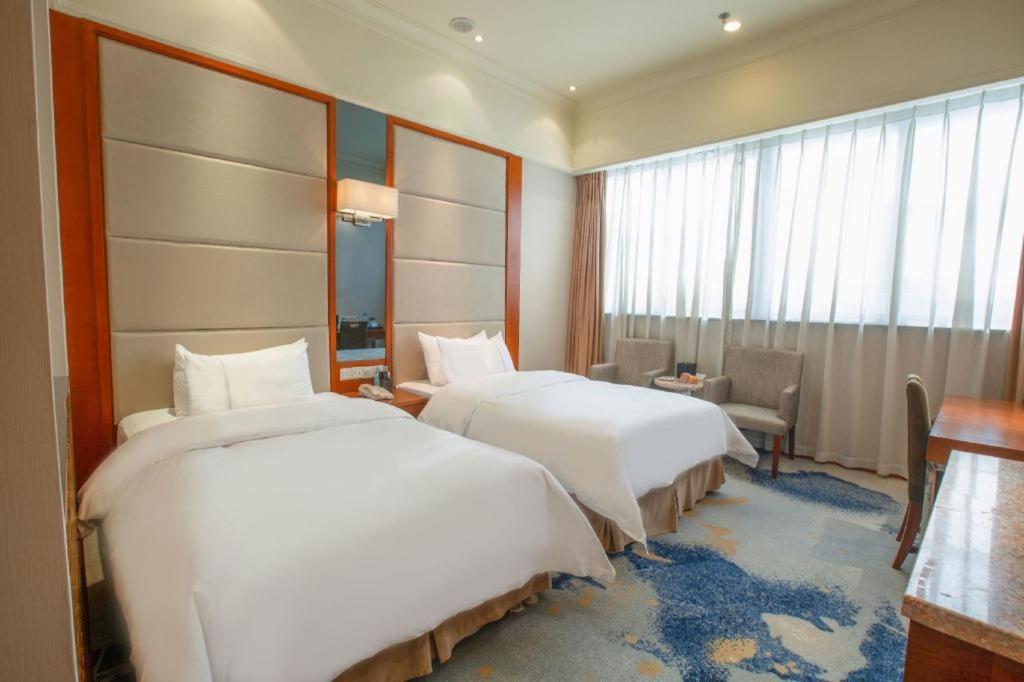 Linyi Blue Horizon Intenational Hotel Экстерьер фото