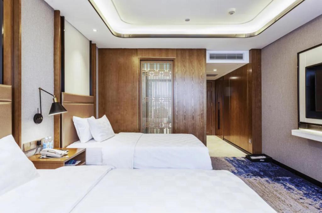 Linyi Blue Horizon Intenational Hotel Экстерьер фото