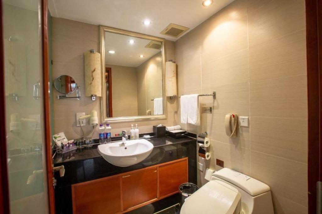 Linyi Blue Horizon Intenational Hotel Экстерьер фото